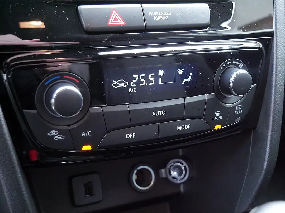Suzuki Vitara - Thumbnail 15