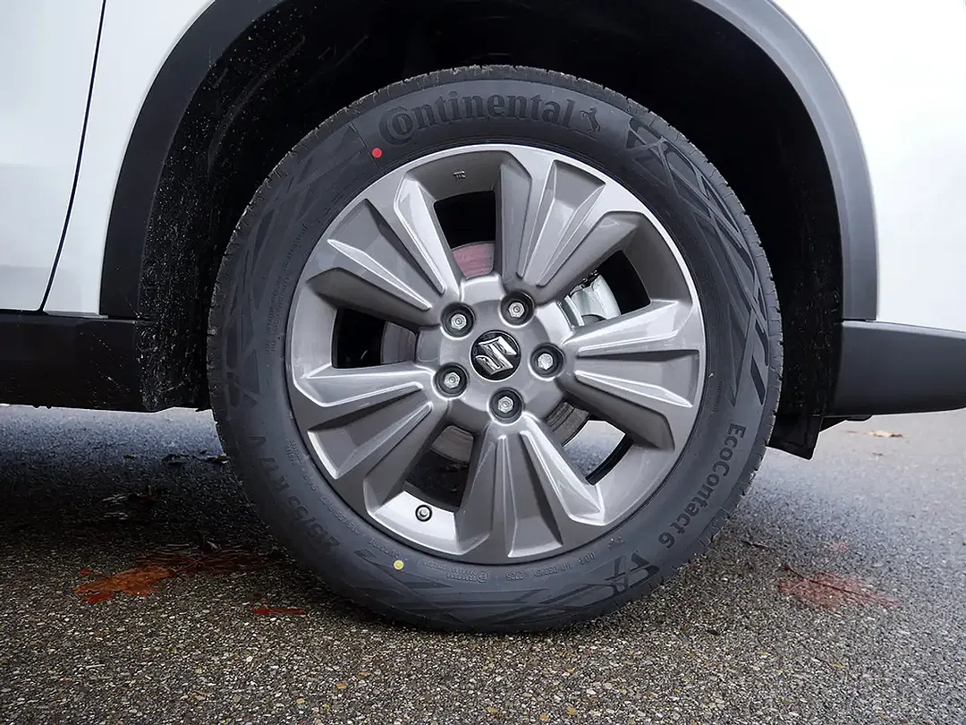 Suzuki Vitara - Thumbnail 7