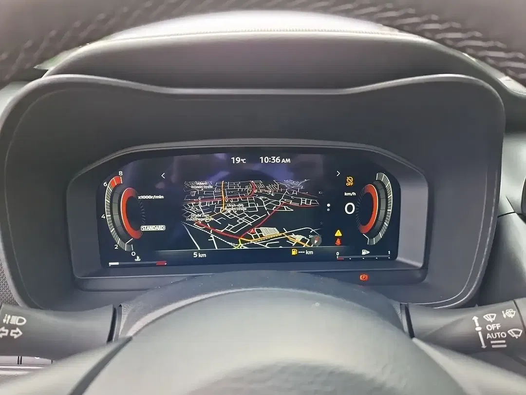 Nissan Juke - Thumbnail 10