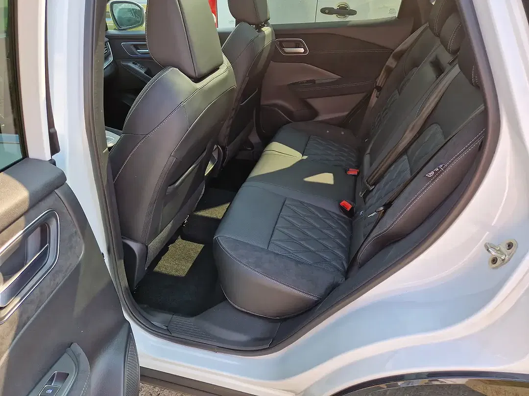 Nissan Qashqai - Thumbnail 10