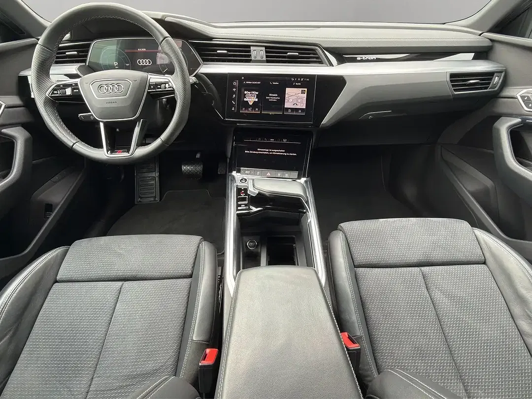 Audi e-tron - Thumbnail 13