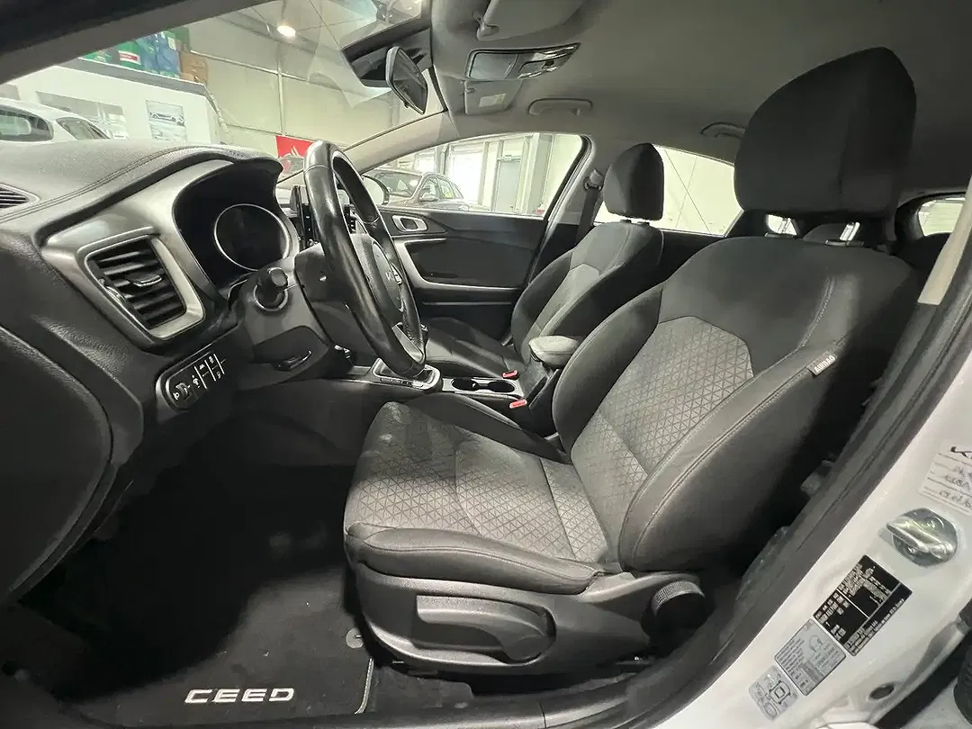 Kia Ceed / cee'd - Thumbnail 11