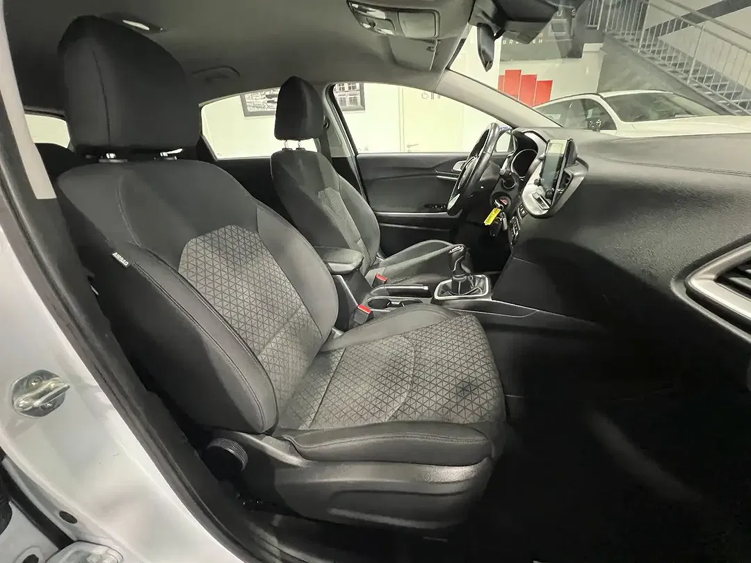 Kia Ceed / cee'd - Thumbnail 12