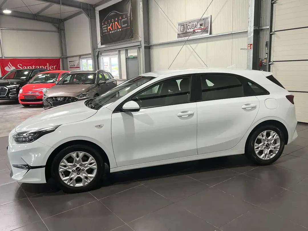 Kia Ceed / cee'd - Thumbnail 3