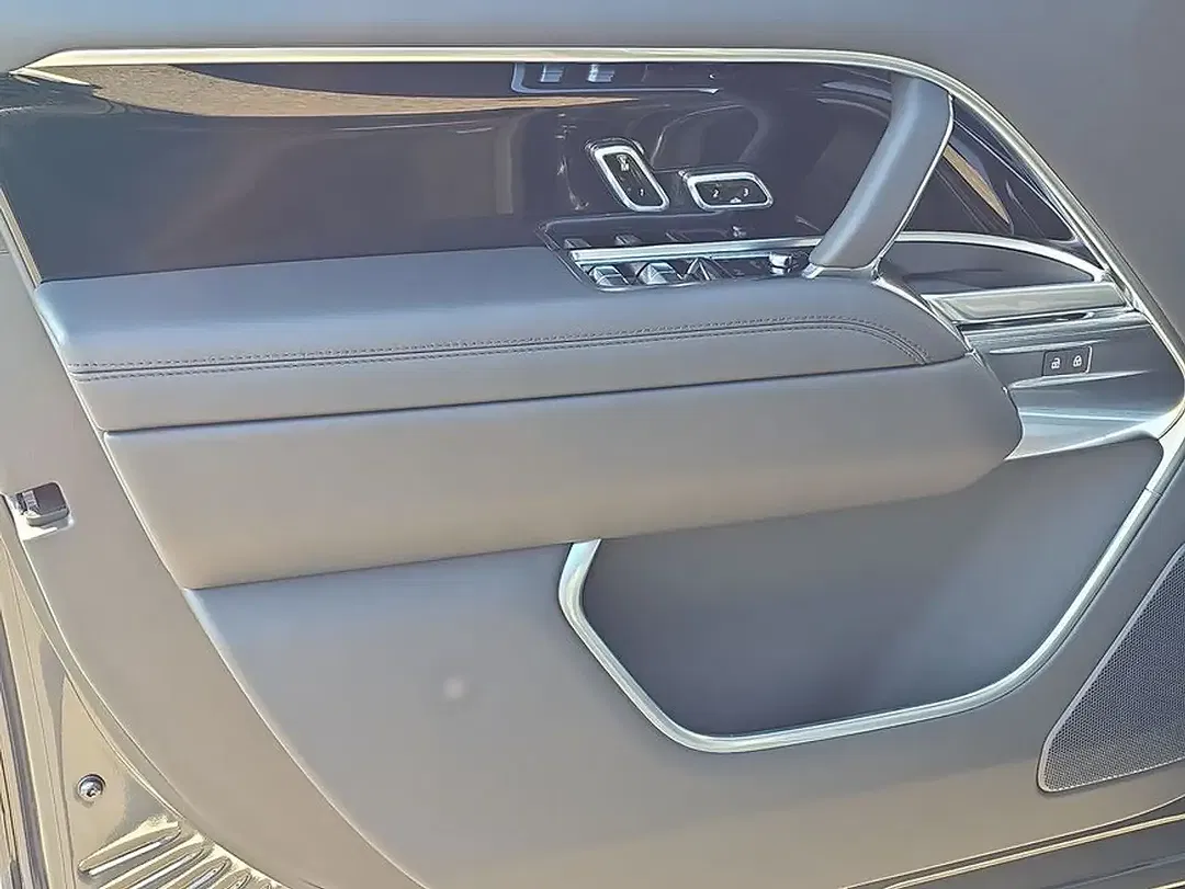 Land Rover Range Rover - Thumbnail 14
