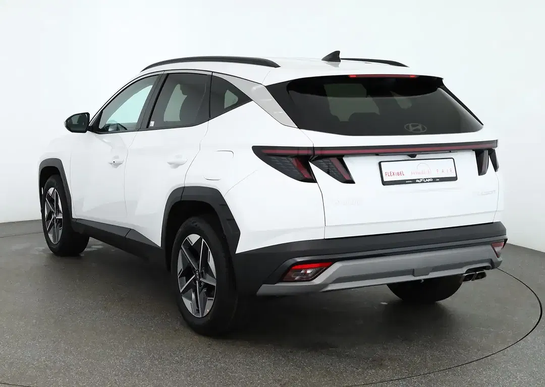 Hyundai TUCSON - Thumbnail 2