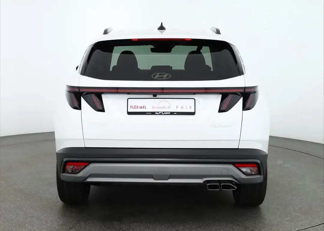 Hyundai TUCSON - Thumbnail 3