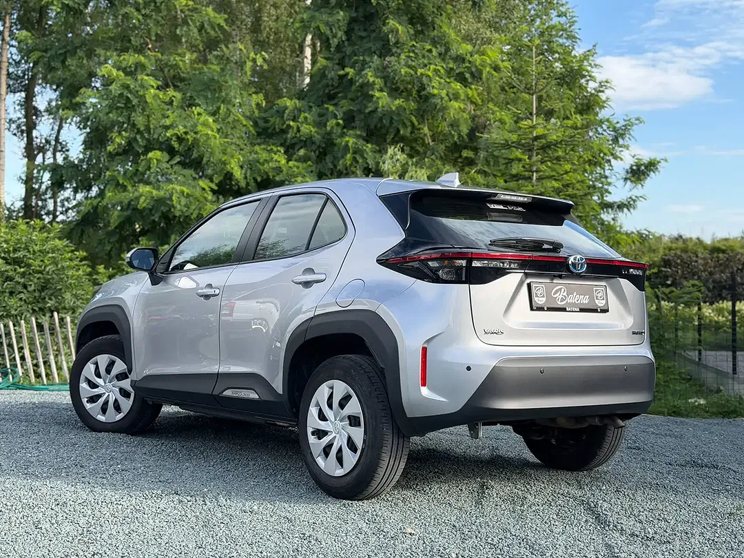 Toyota Yaris Cross - Thumbnail 2