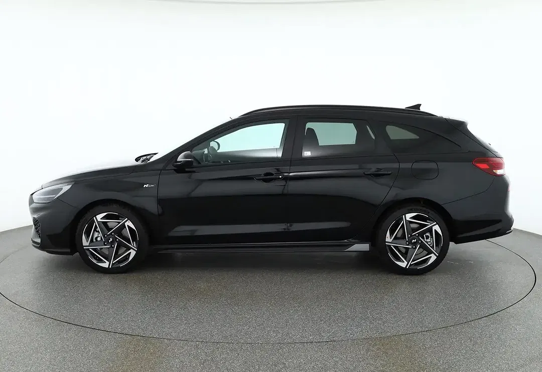 Hyundai i30 - Thumbnail 2