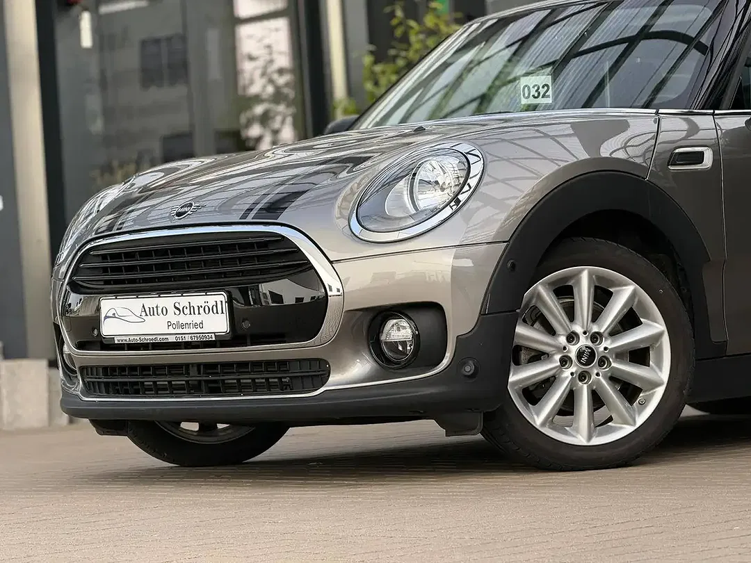 MINI Cooper Clubman - Thumbnail 2