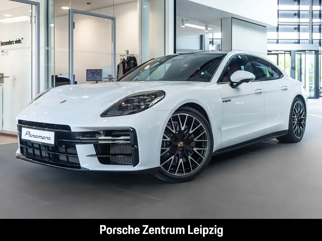 Porsche Panamera - Thumbnail 1