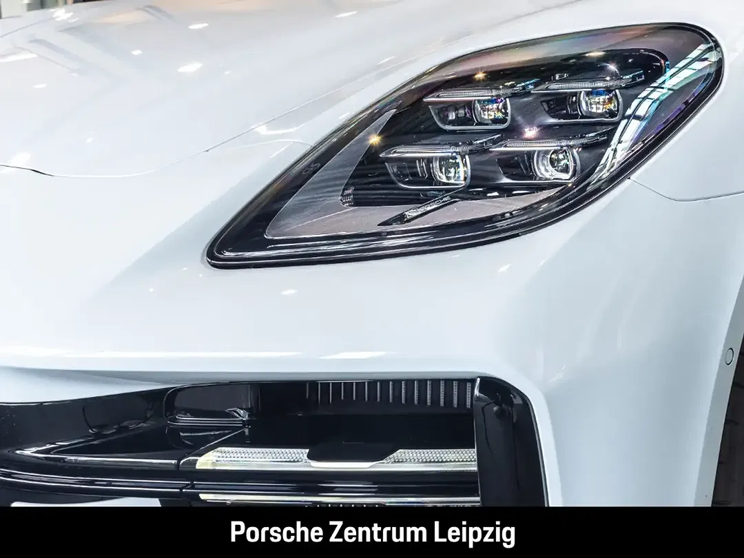 Porsche Panamera - Thumbnail 10