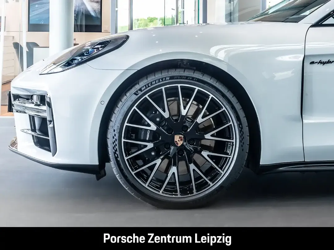 Porsche Panamera - Thumbnail 7