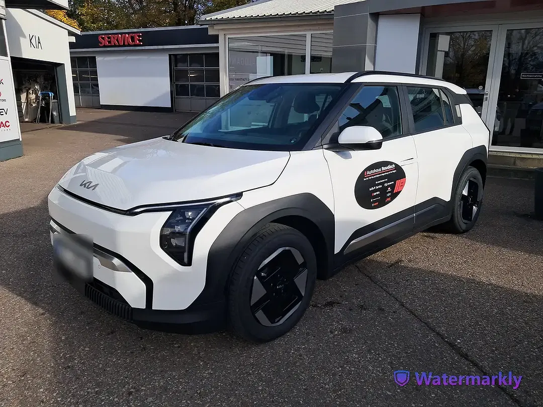 Kia EV3 - Thumbnail 7