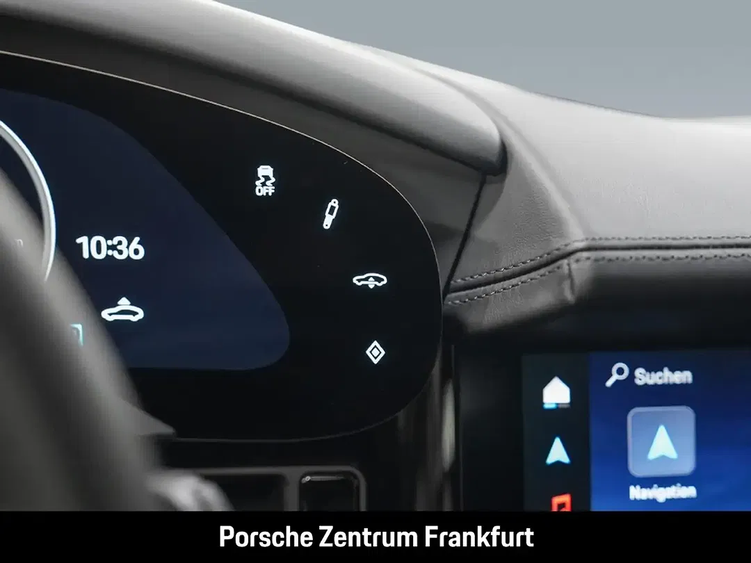 Porsche Taycan - Thumbnail 12
