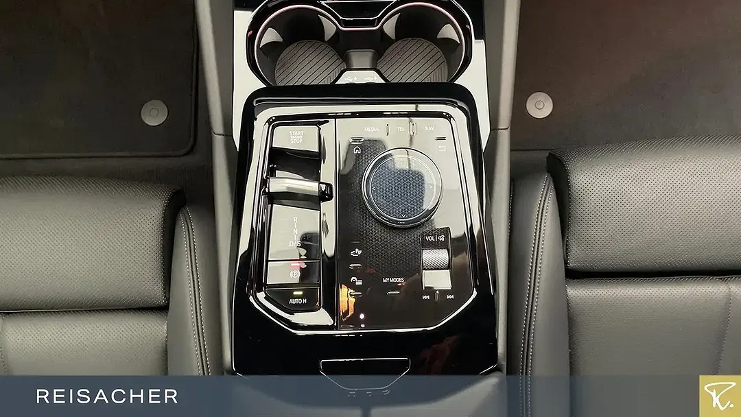 BMW 520 - Thumbnail 11