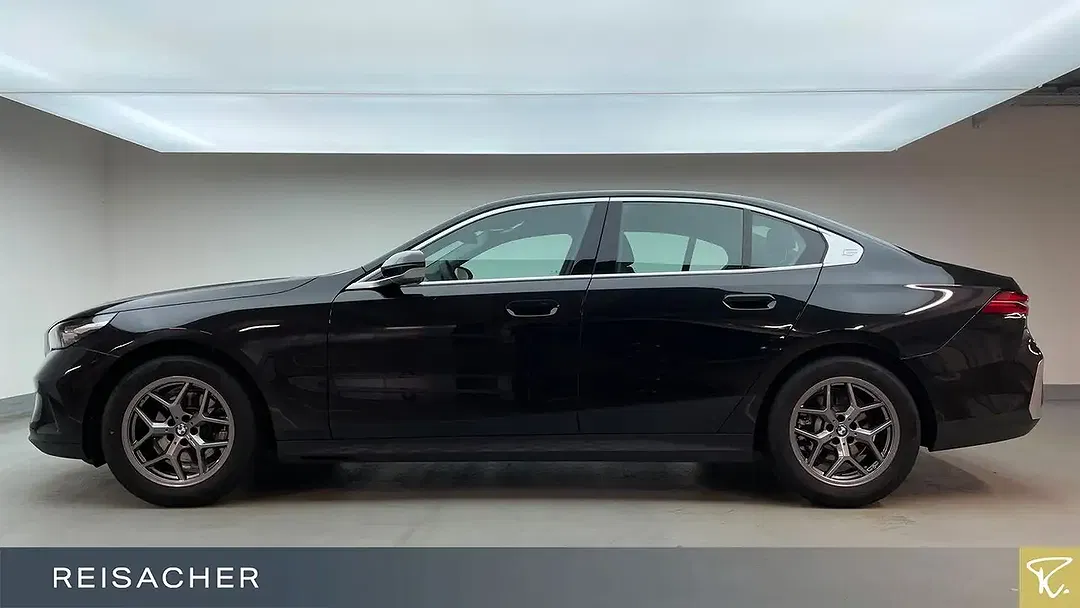 BMW 520 - Thumbnail 9