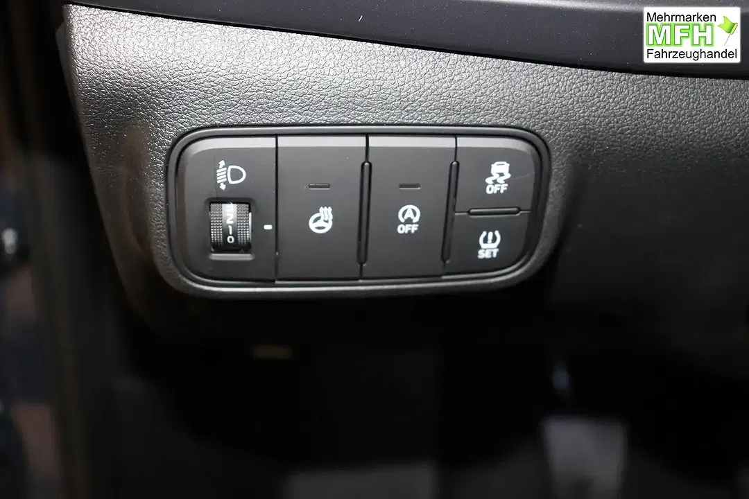 Hyundai i20 - Thumbnail 11