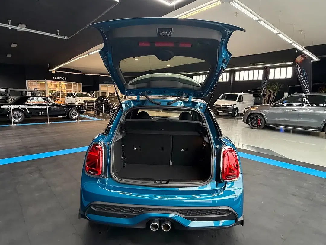 MINI Cooper S - Thumbnail 9