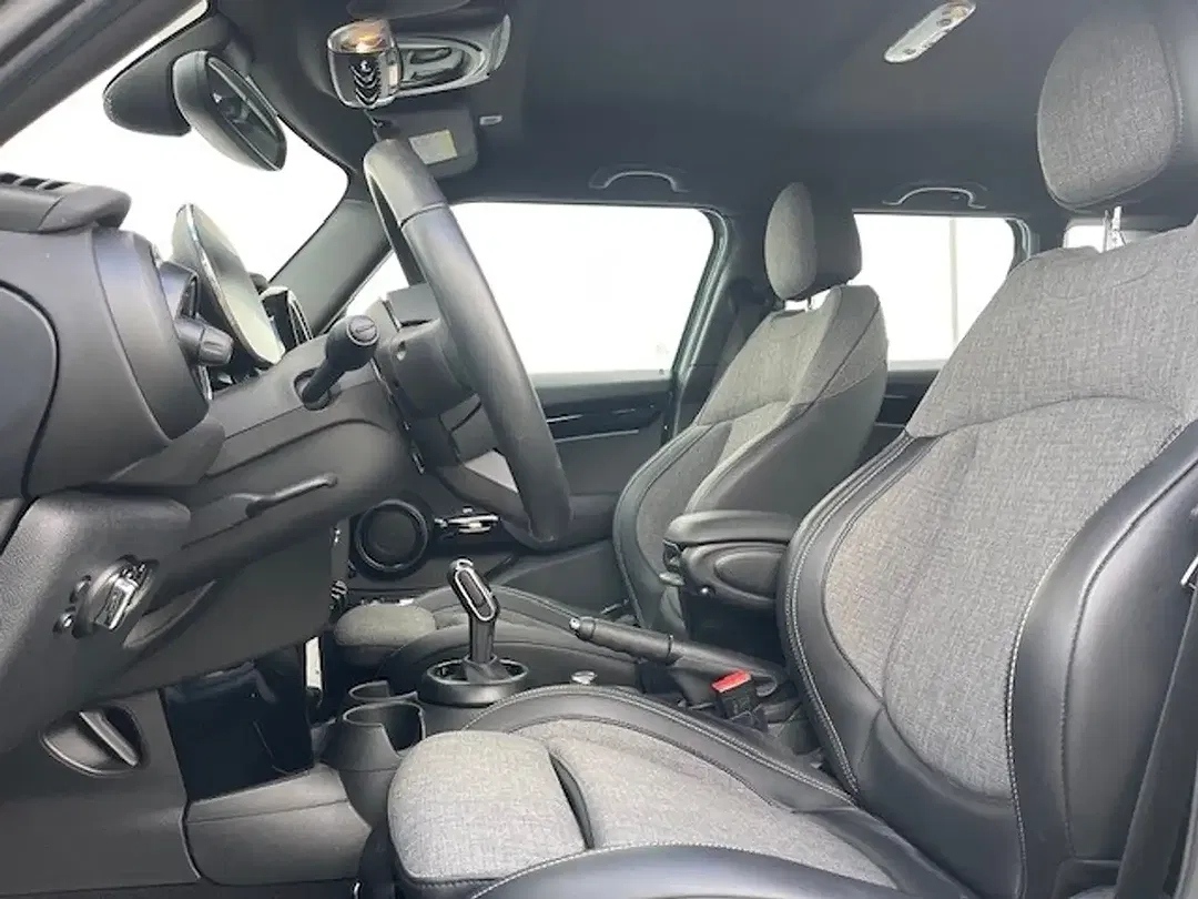 MINI Cooper - Thumbnail 5