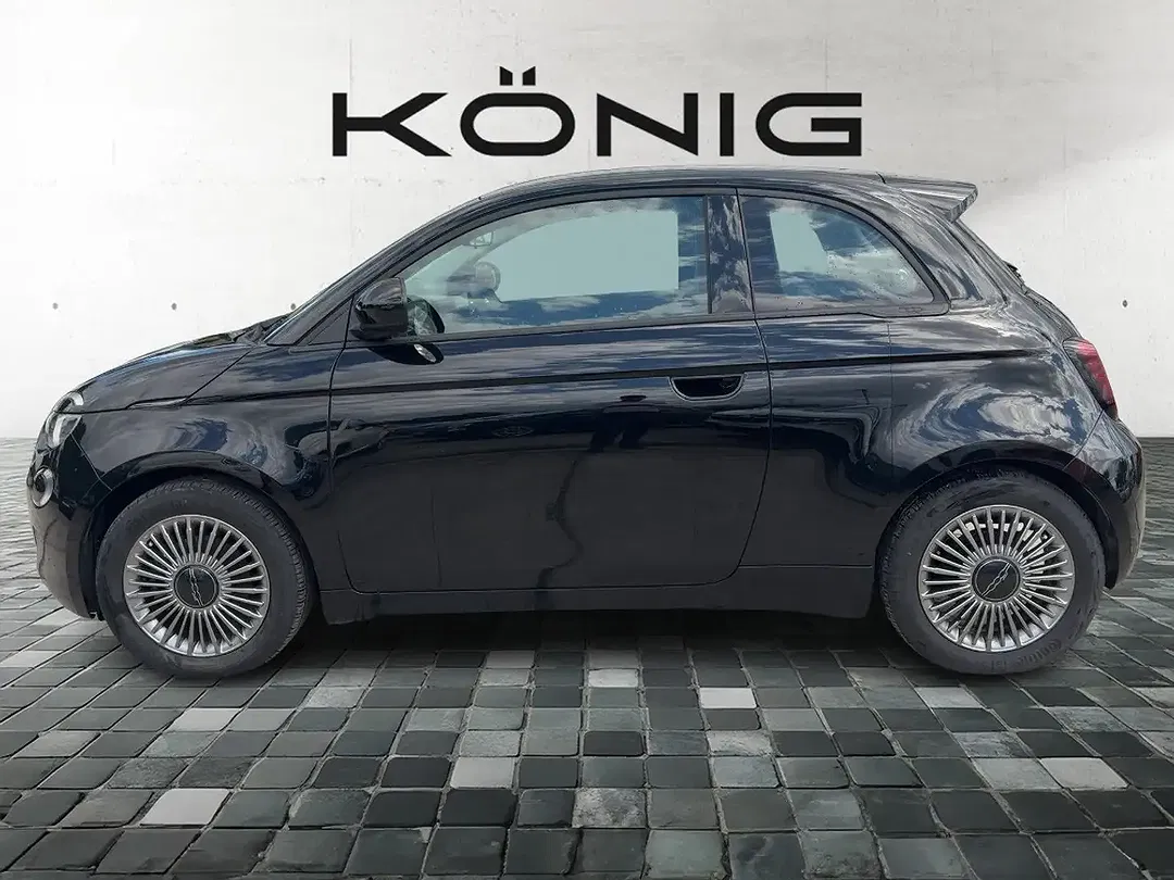 Fiat 500e - Thumbnail 2