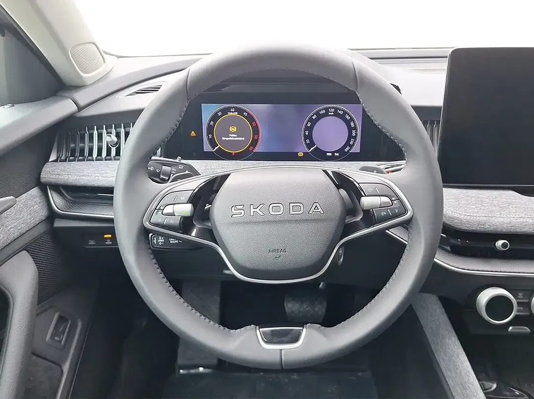 Skoda Superb - Thumbnail 11