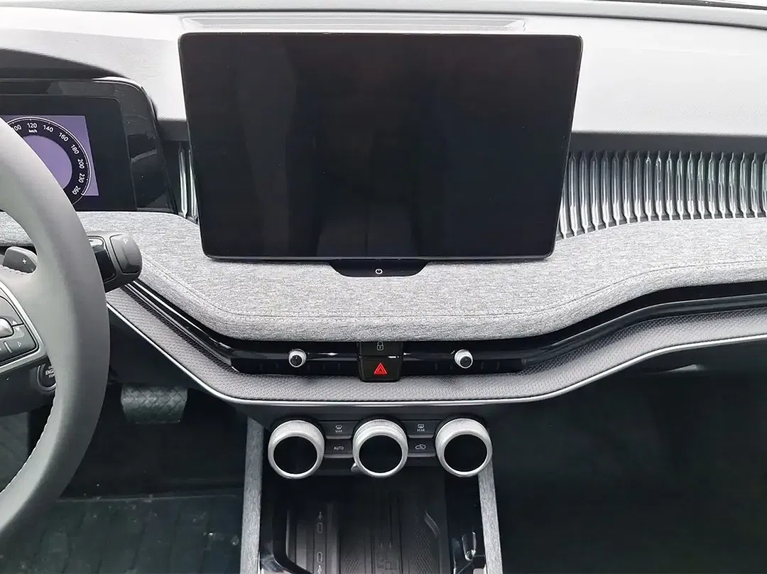Skoda Superb - Thumbnail 12