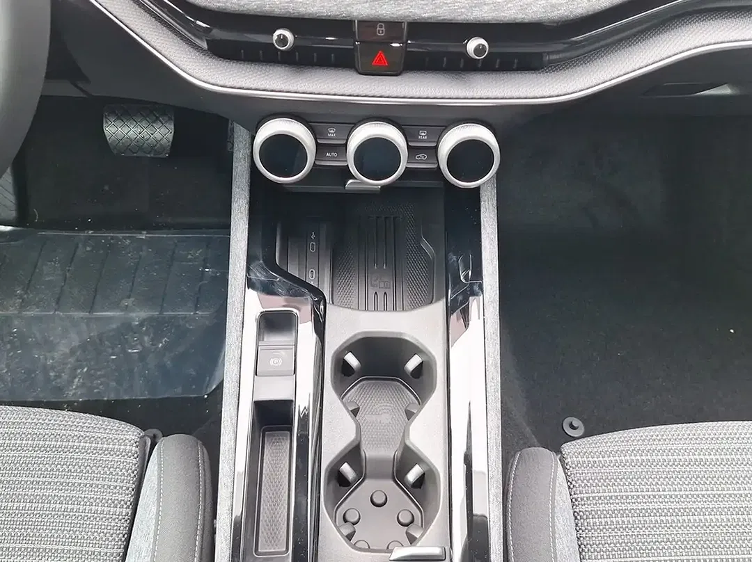 Skoda Superb - Thumbnail 13