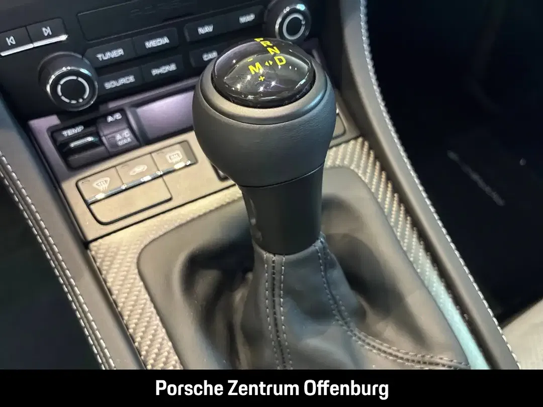 Porsche 718 Spyder - Thumbnail 12