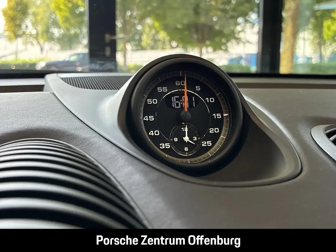Porsche 718 Spyder - Thumbnail 14