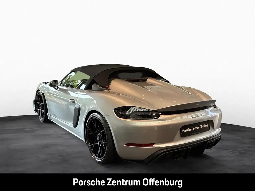 Porsche 718 Spyder - Thumbnail 3