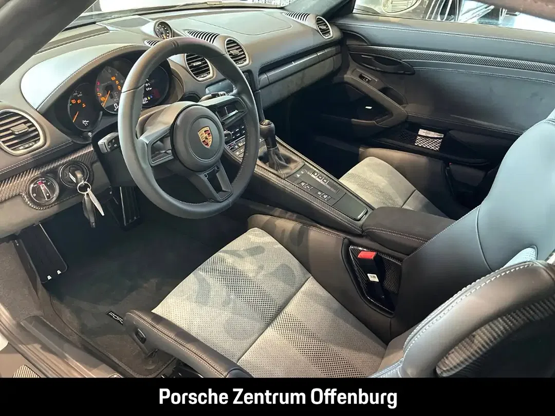 Porsche 718 Spyder - Thumbnail 4