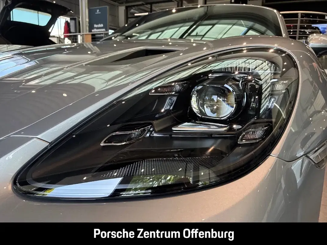 Porsche 718 Spyder - Thumbnail 9
