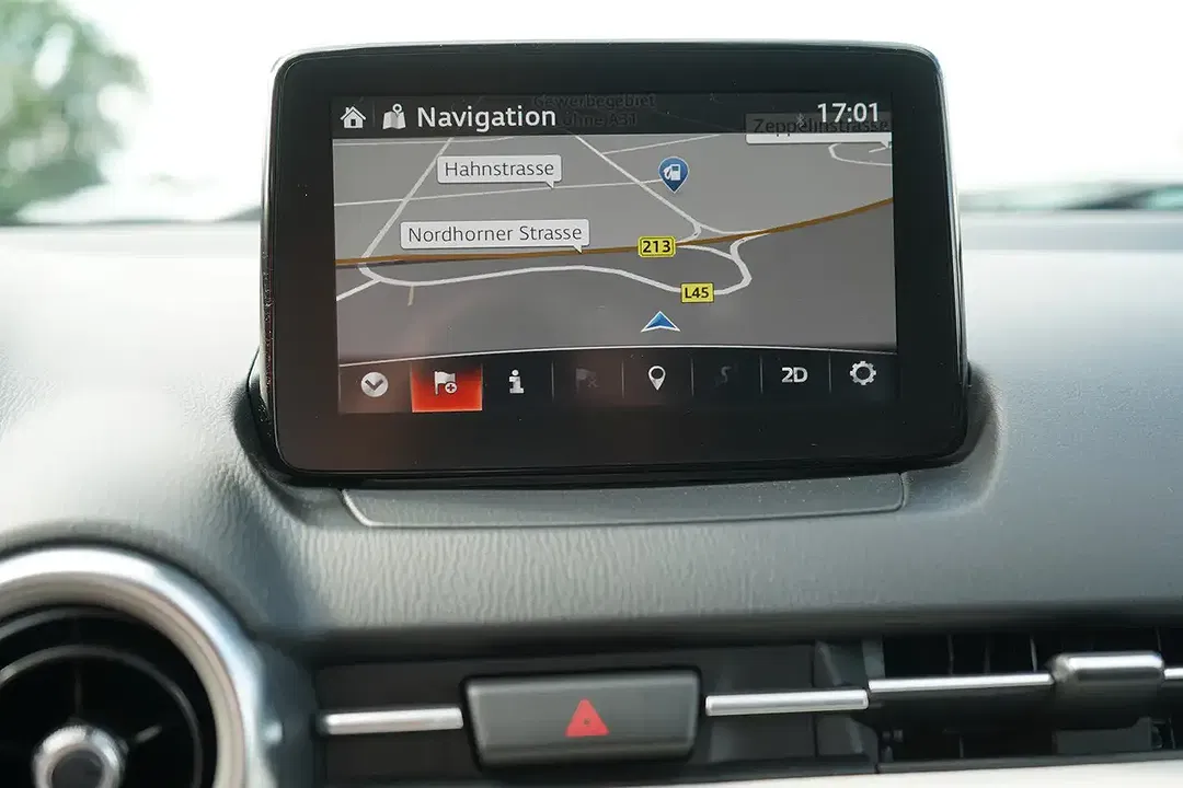 Mazda CX-3 - Thumbnail 12