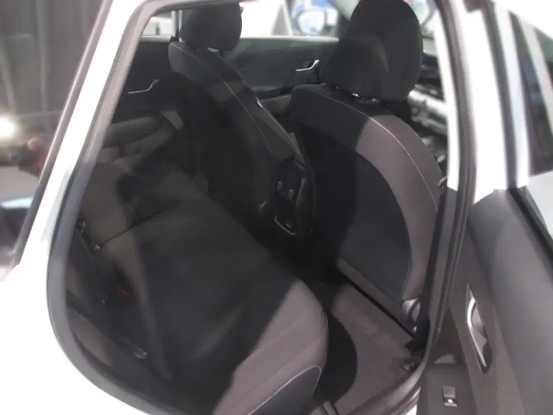 Hyundai KONA - Thumbnail 6