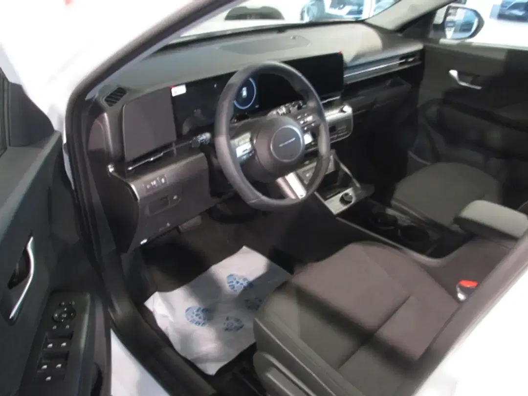 Hyundai KONA - Thumbnail 8