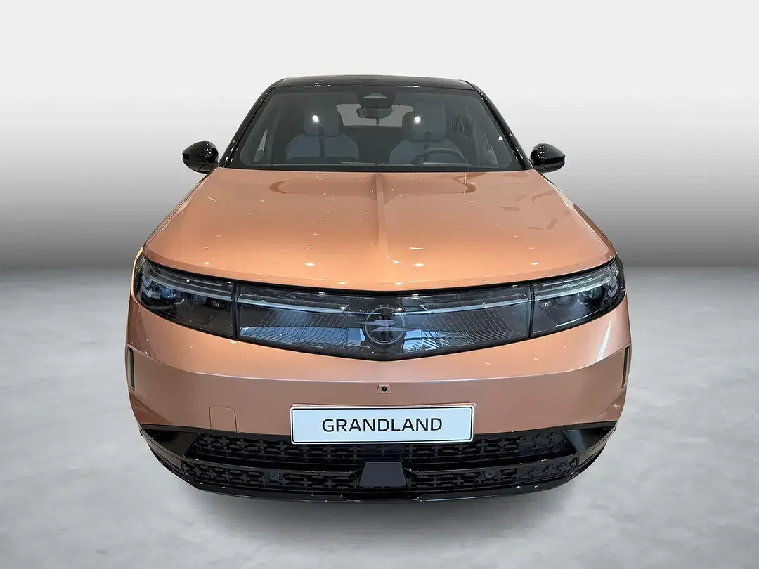 Opel Grandland - Thumbnail 2