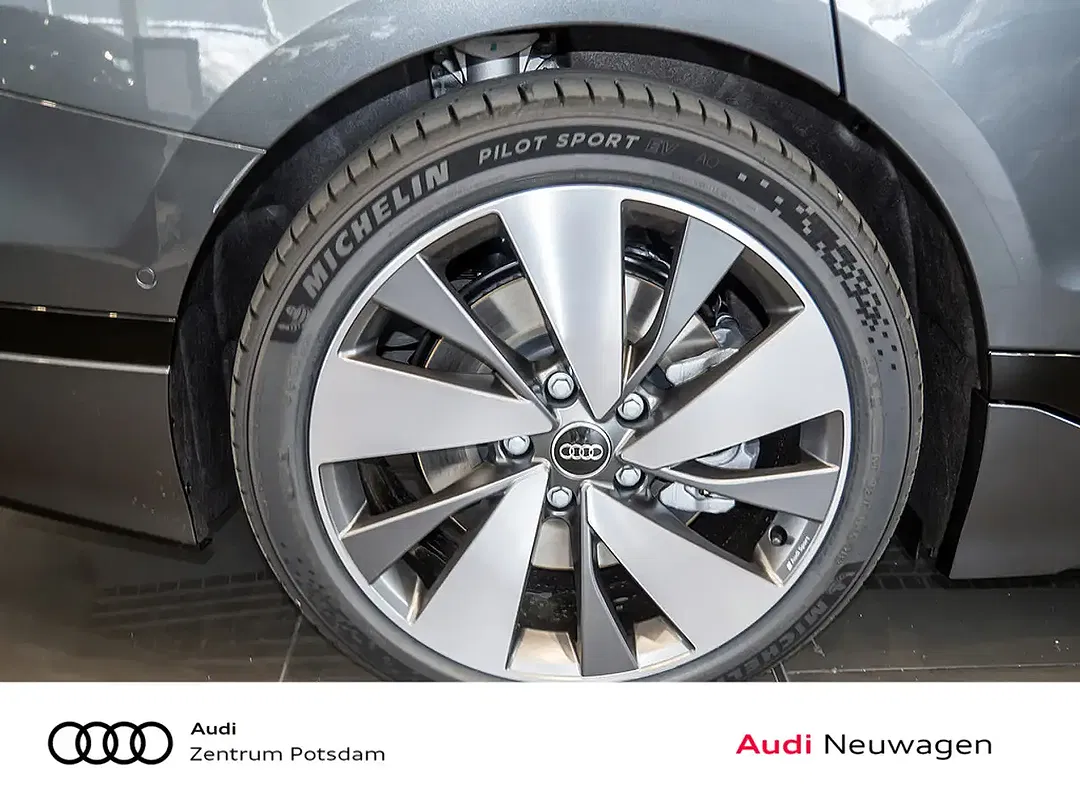 Audi A6 e-tron - Thumbnail 6