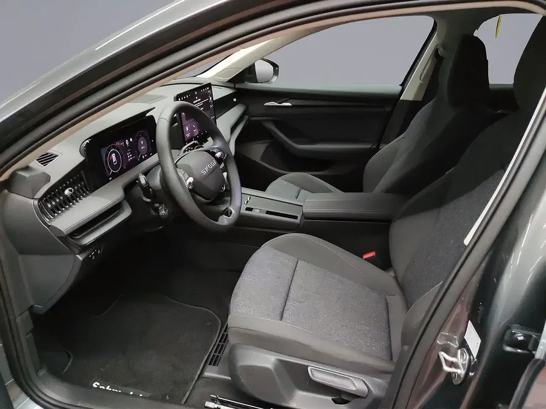 Skoda Superb - Thumbnail 7