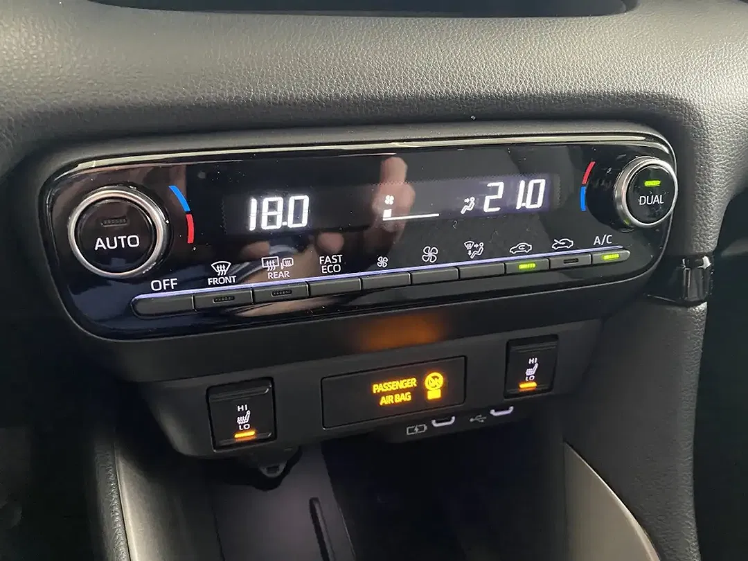 Mazda 2 - Thumbnail 10