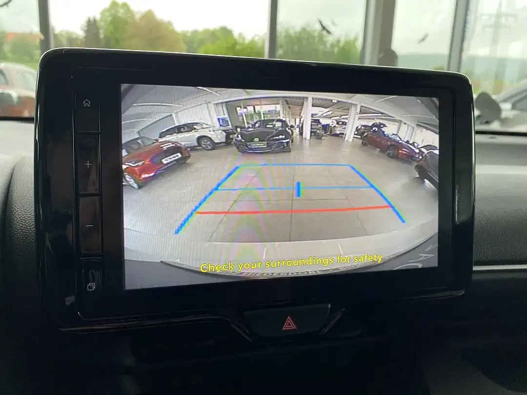 Mazda 2 - Thumbnail 11