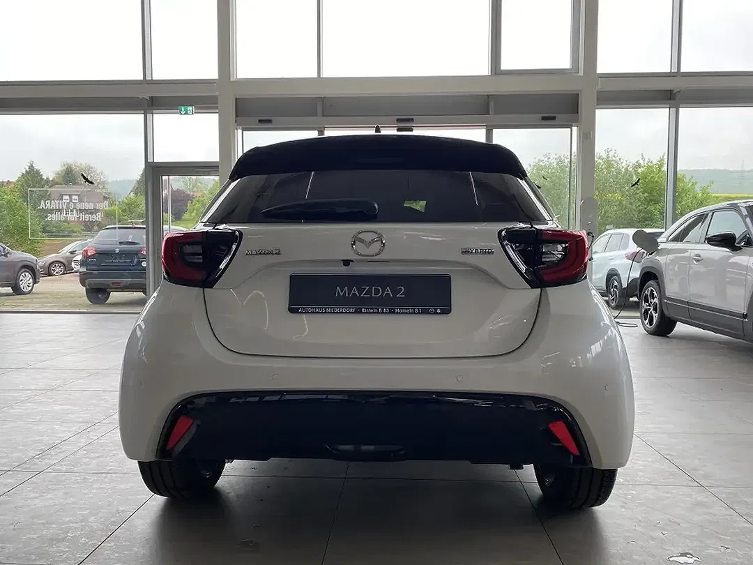 Mazda 2 - Thumbnail 12