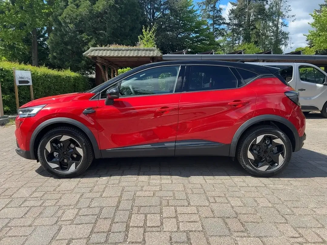 Renault Captur - Thumbnail 2