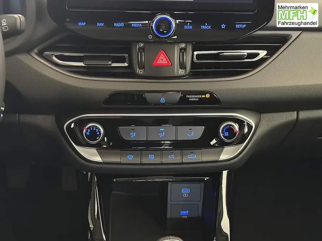 Hyundai i30 - Thumbnail 13