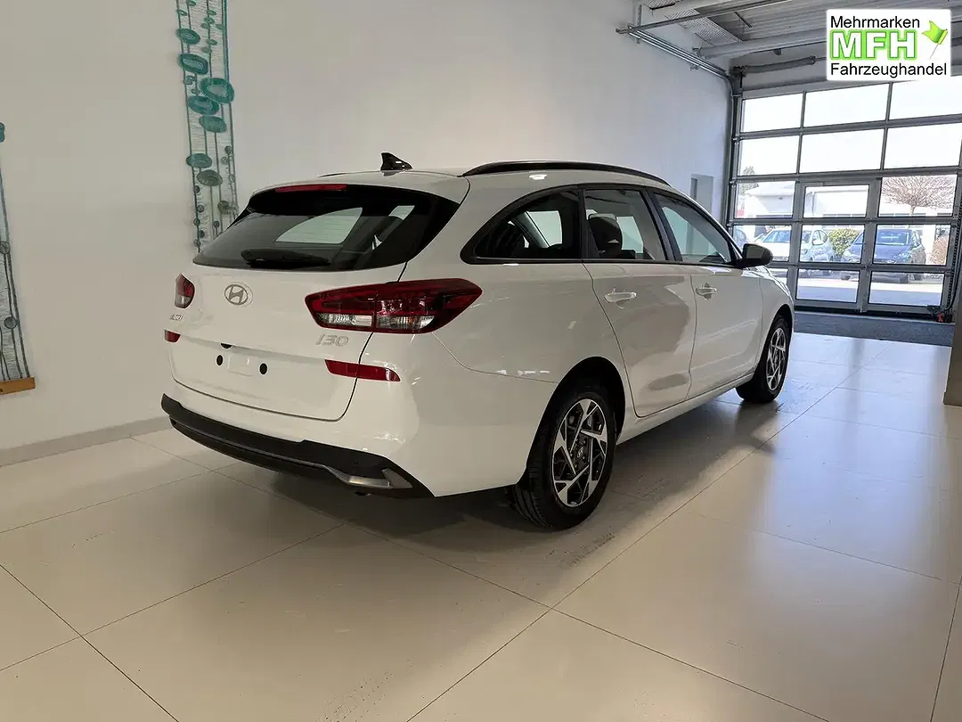Hyundai i30 - Thumbnail 5