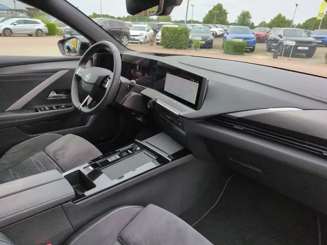 Opel Astra - Thumbnail 12