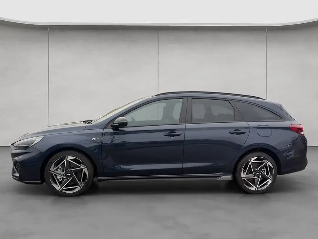 Hyundai i30 - Thumbnail 2