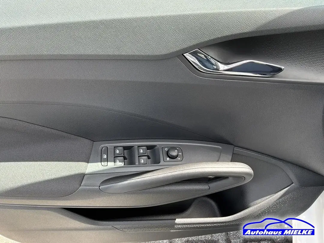 Skoda Fabia - Thumbnail 9
