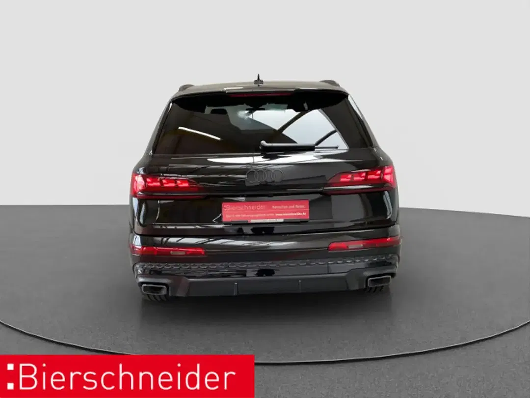 Audi Q7 - Thumbnail 4