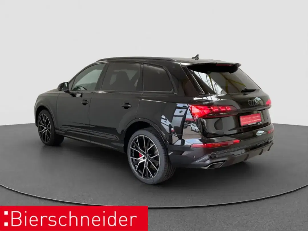 Audi Q7 - Thumbnail 5